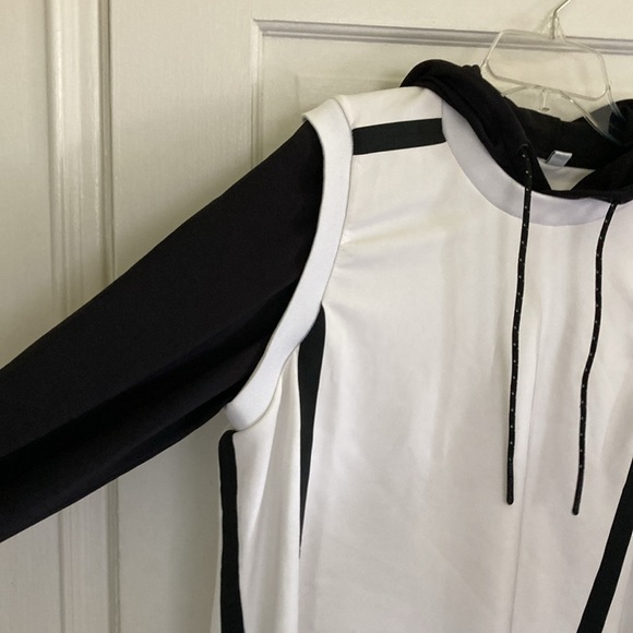 Mens PUMA X UEG Crew Neck Long Sleeve Hoodie Size S small Black White Hooded - Picture 6 of 9